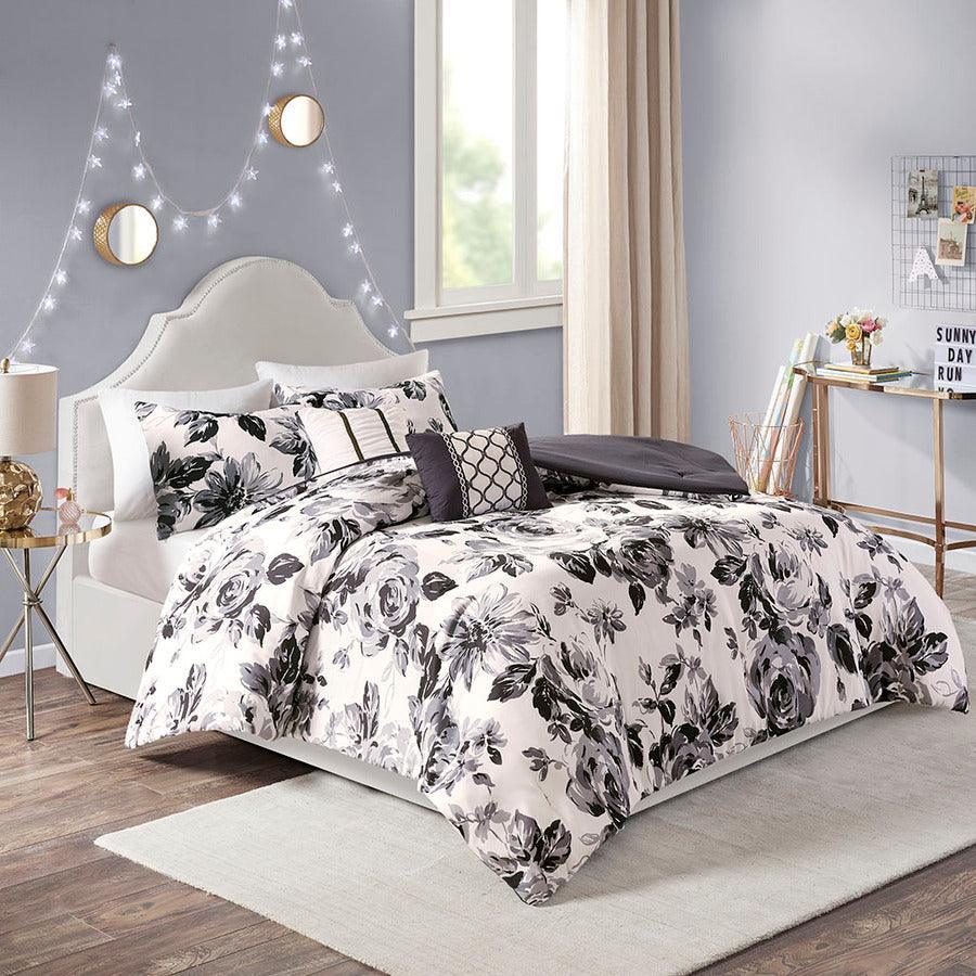 http://www.casaone.com/cdn/shop/files/dorsey-kingcalifornia-king-floral-print-comforter-set-black-and-white-olliix-com-casaone-1.jpg?v=1686673329