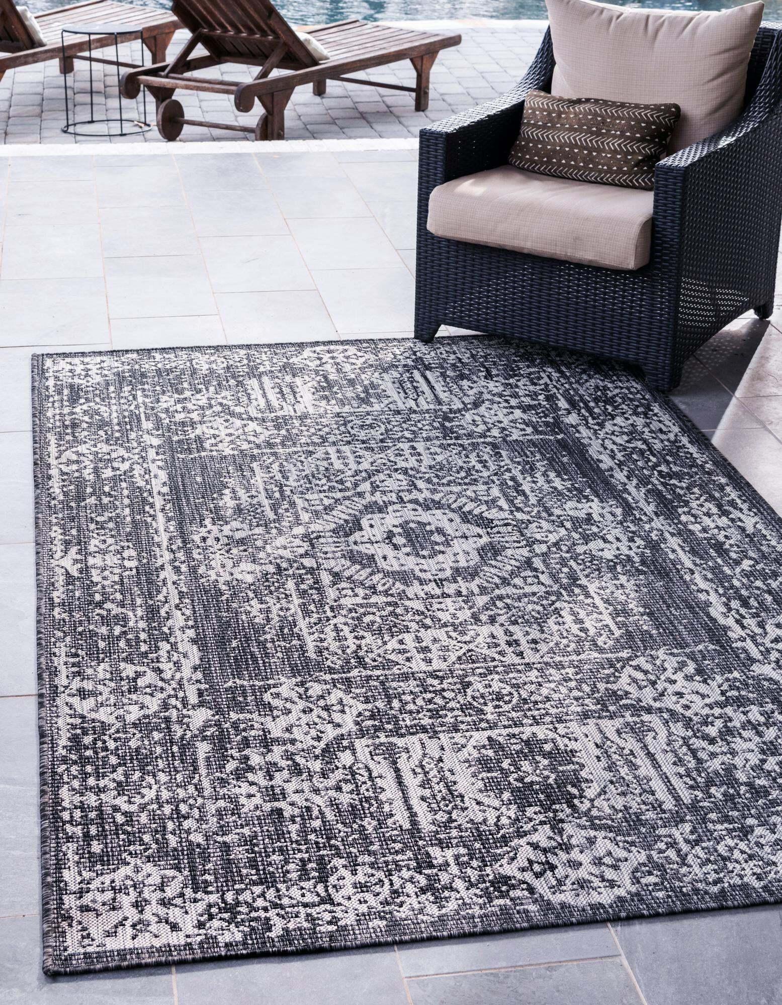 Unique Loom Outdoor Rugs - Outdoor Traditional Geometric Rectangular 9x12 Rug Dark Gray & Ivory