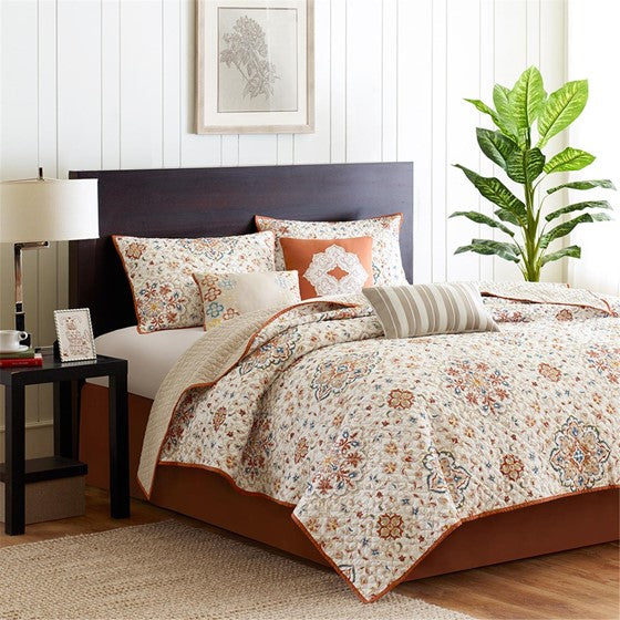 Olliix.com Coverlet - 6 Piece Printed Quilt Set with Throw Pillows Ivory Full/Queen