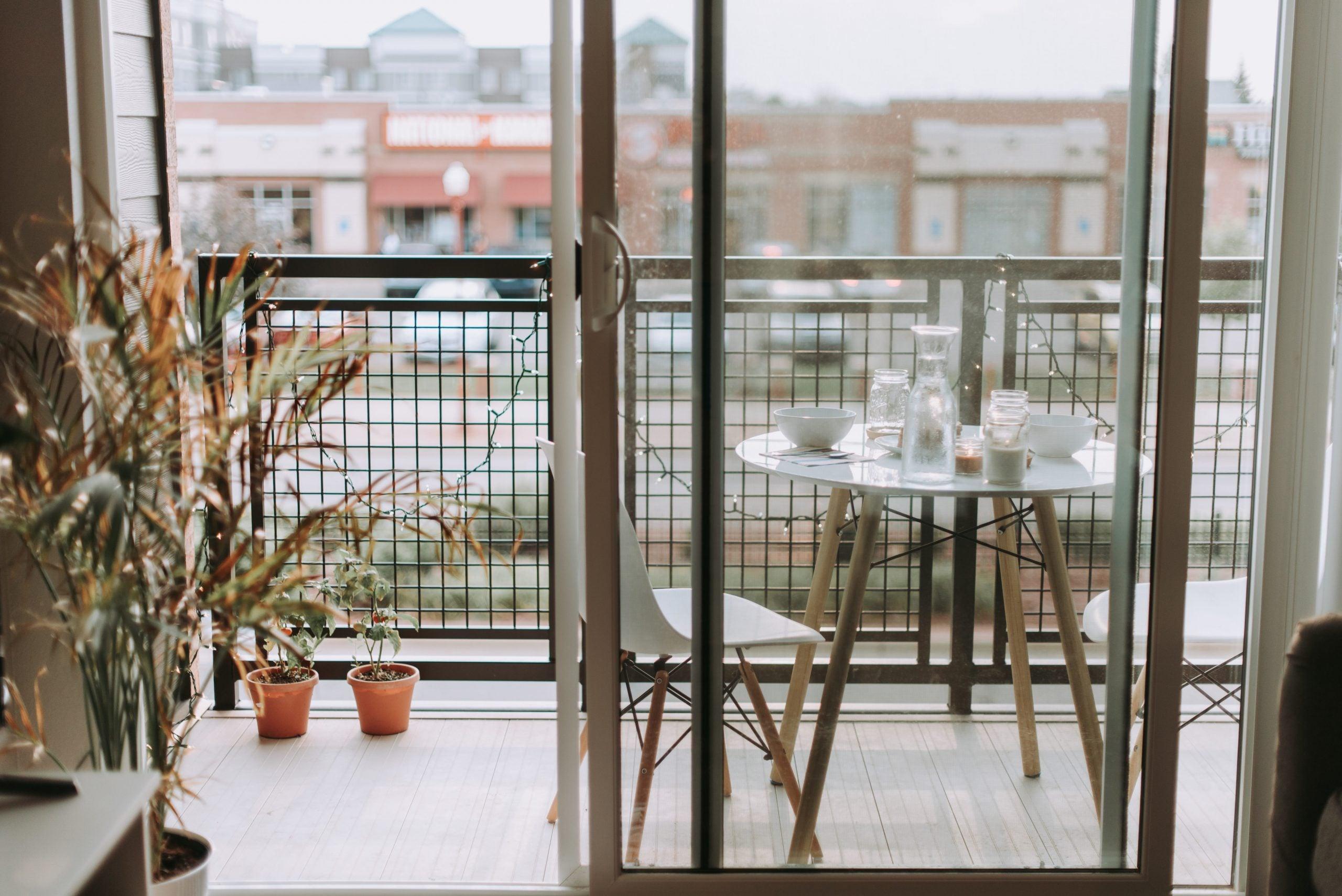 How to Furnish Your Dream Balcony at Home