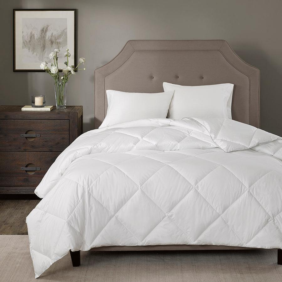 Olliix.com Comforters & Blankets - 1000 TC Cotton Rich 90 " W Quilted Down Alt Comforter White Full/Queen