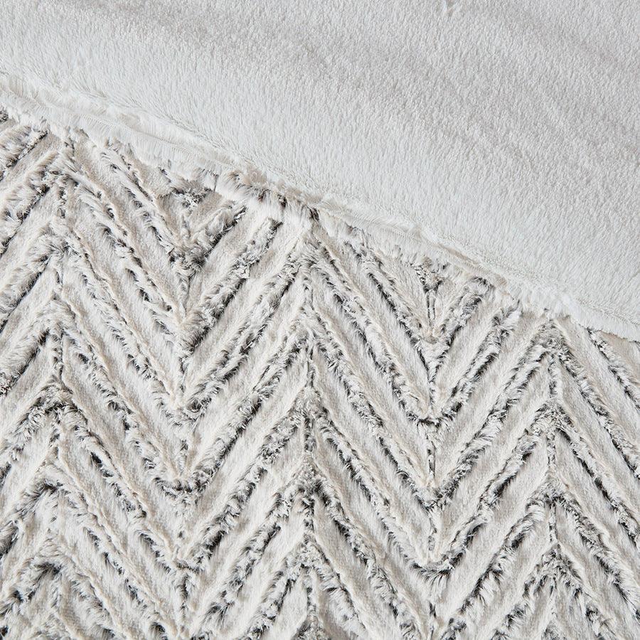 Olliix.com Comforters & Blankets - Adelyn Ultra Plush Down Alternative Comforter Set Ivory Full/Queen