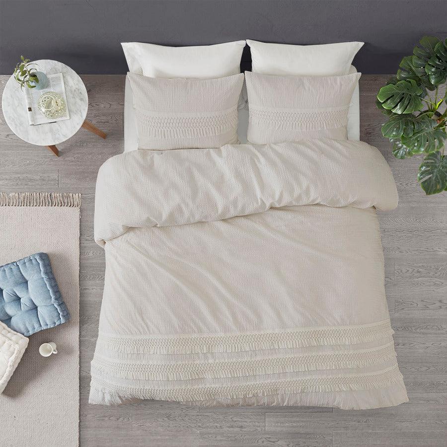 Olliix.com Comforters & Blankets - Amaya 3 Piece Cotton Seersucker Comforter Set Ivory King/Cal King