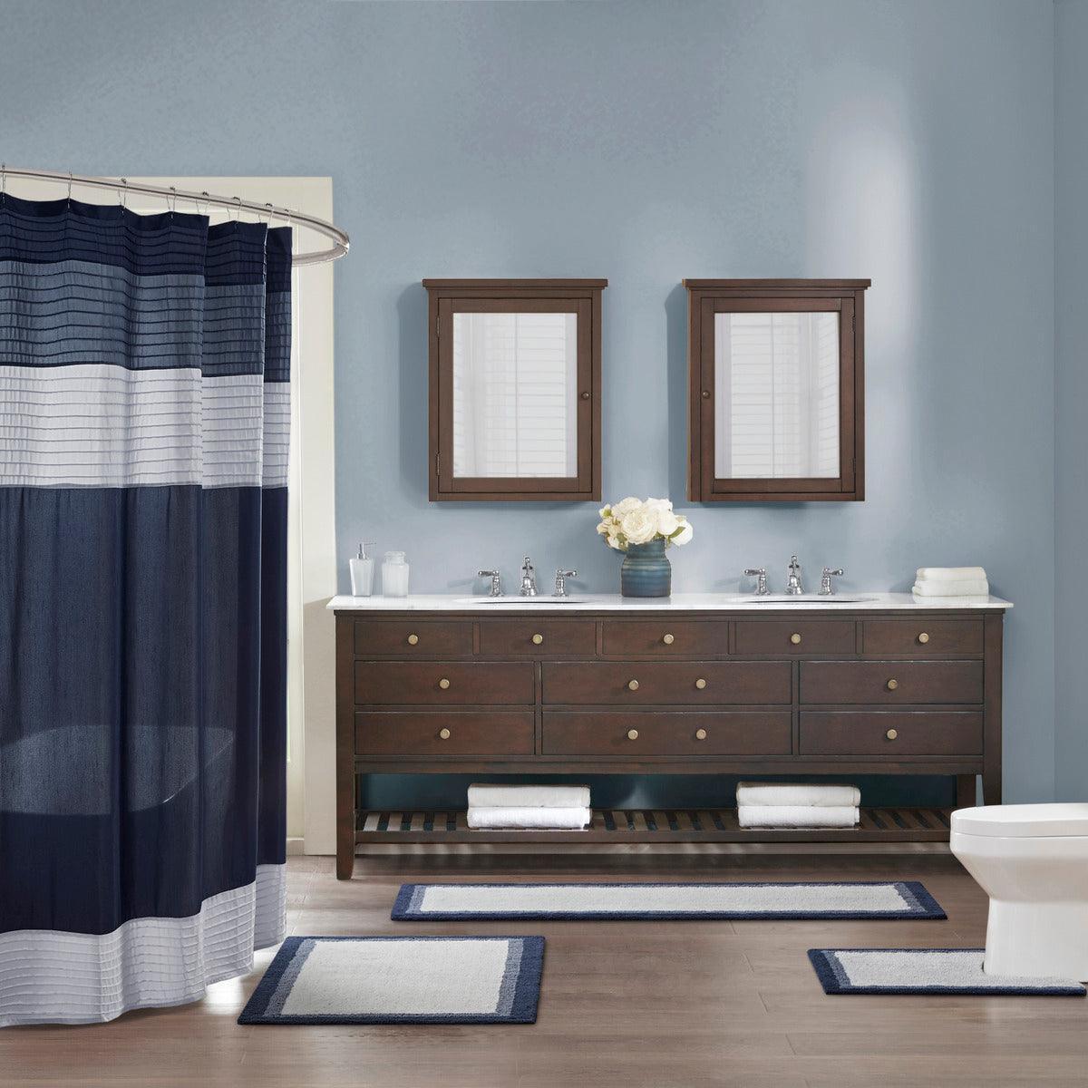 Olliix.com Bath Rugs - Amherst 24" Bath Rug Navy