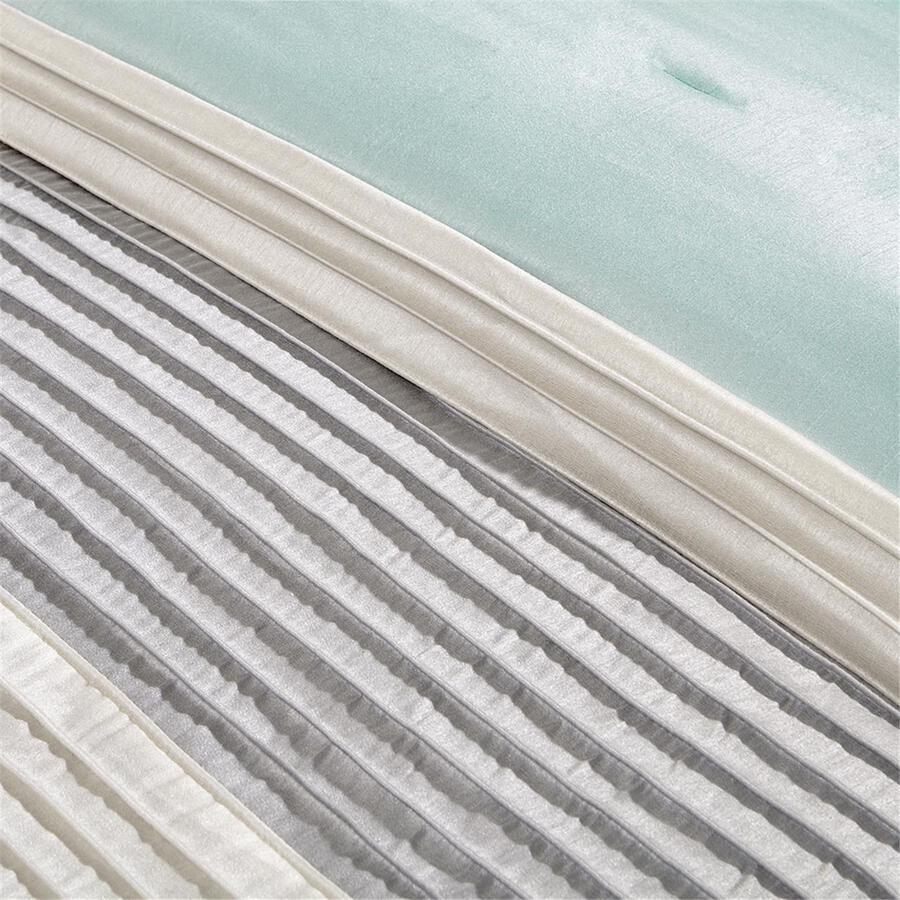 Olliix.com Comforters & Blankets - Amherst Farm House 7 Piece Comforter Set Aqua King