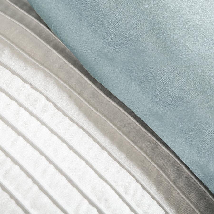 Olliix.com Comforters & Blankets - Amherst Transitional 7 Piece Comforter Set Green Queen