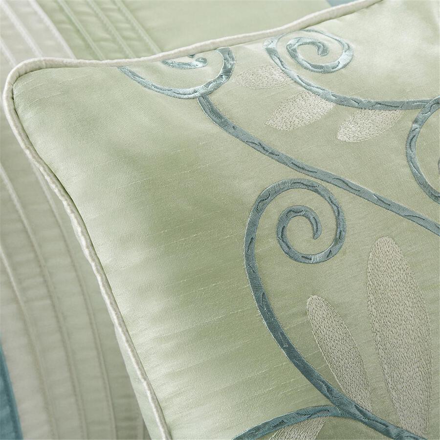 Olliix.com Comforters & Blankets - Amherst Transitional 7 Piece Comforter Set Green Queen