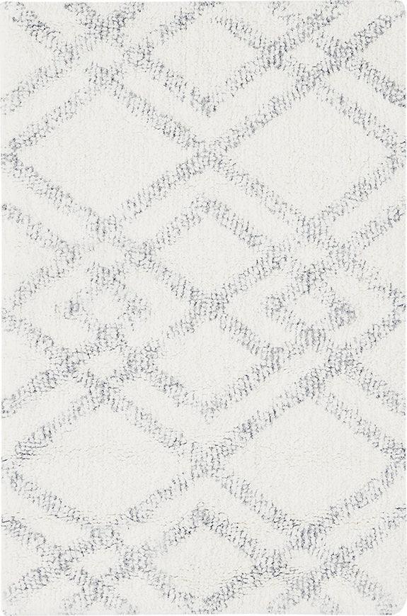 Olliix.com Bath Rugs - Ansel Geo Diamond Yarn Dyed Cotton Tufted Bath Rug Grey & White