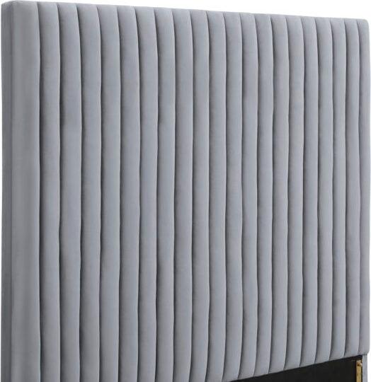 Tov Furniture Beds - Arabelle Grey Bed in King