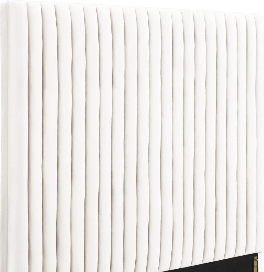 Tov Furniture Beds - Arabelle White Velvet Bed In King