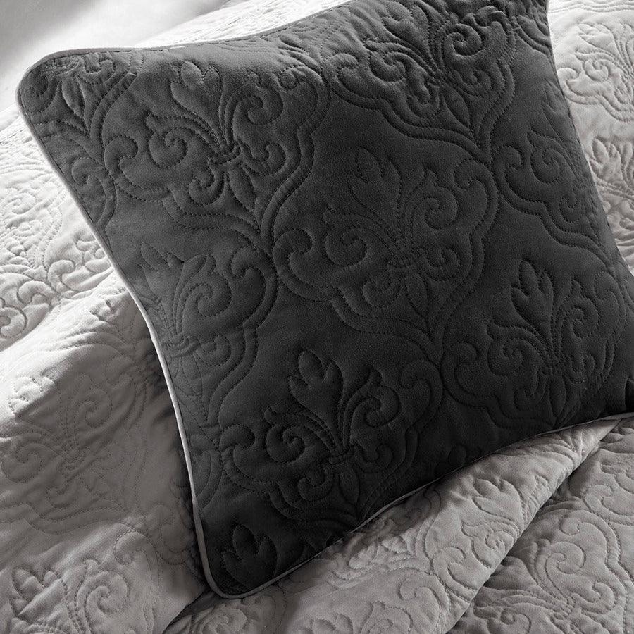 Olliix.com Comforters & Blankets - Attingham Full/Queen 7 Piece Reversible Coverlet Set Black