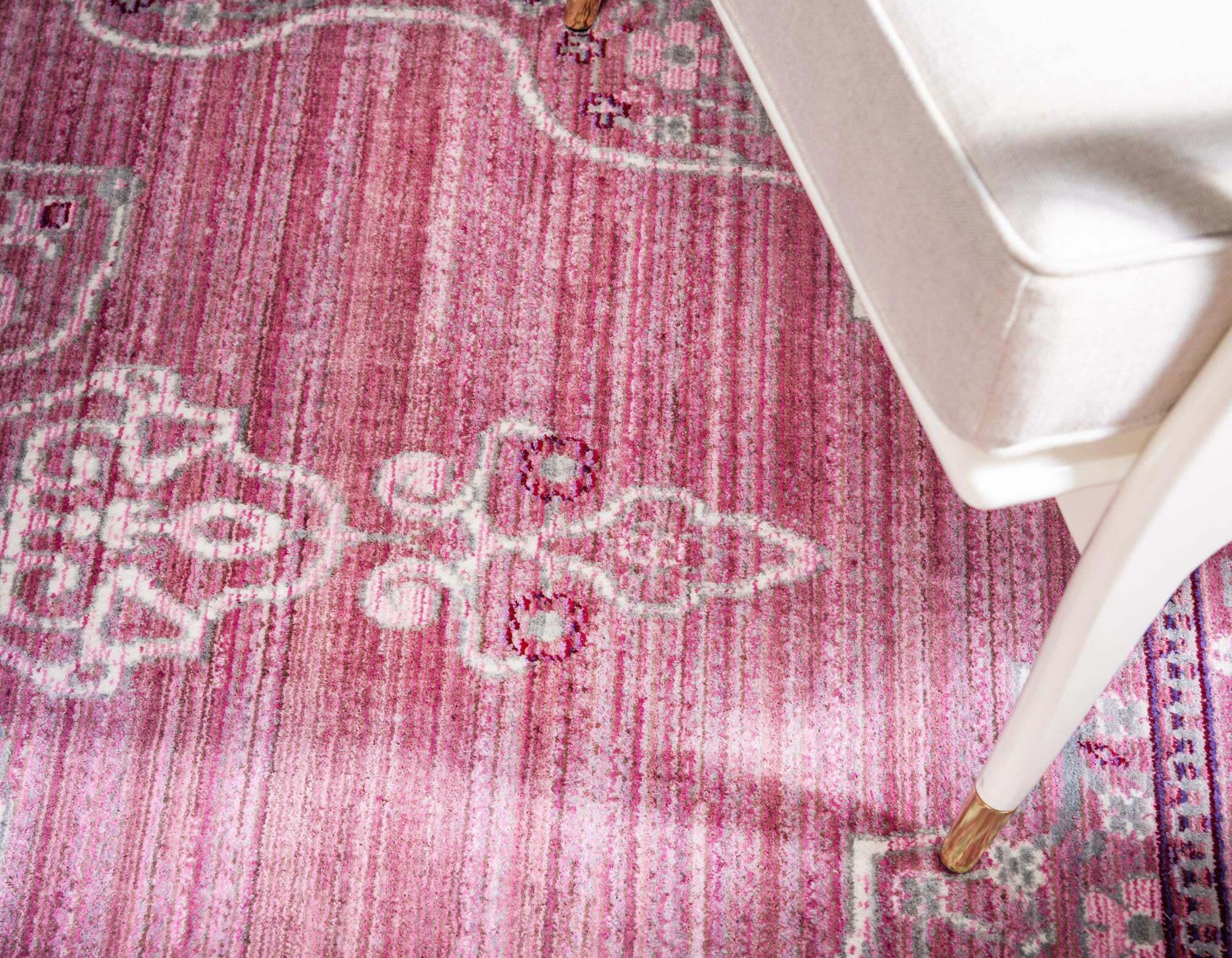 Unique Loom Indoor Rugs - Austin Floral 7x10 Rectangular Rug Pink & Beige
