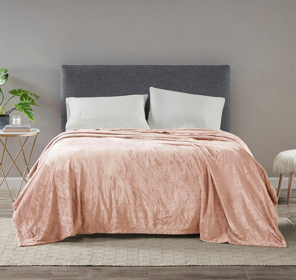 Olliix.com Comforters & Blankets - Blanket Blush MP51-4637
