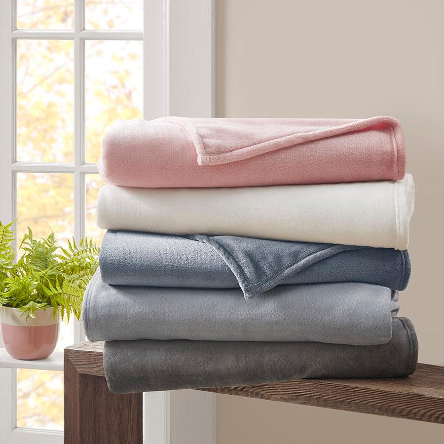 Olliix.com Comforters & Blankets - Blanket Ivory LCN51-0001