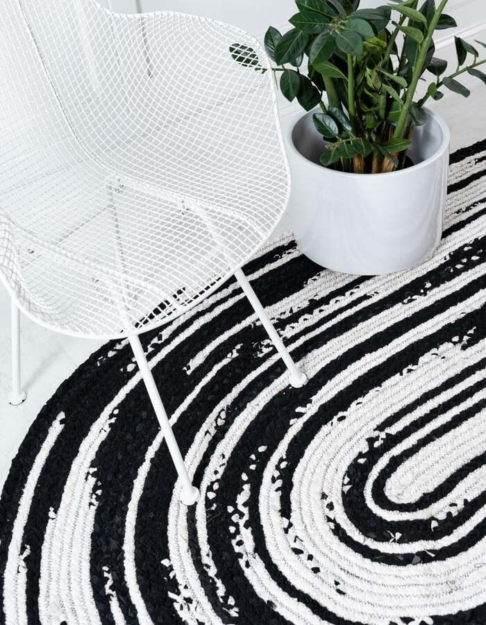 Unique Loom Indoor Rugs - Braided Chindi Comfort 8x10 Oval Oval Rug Black