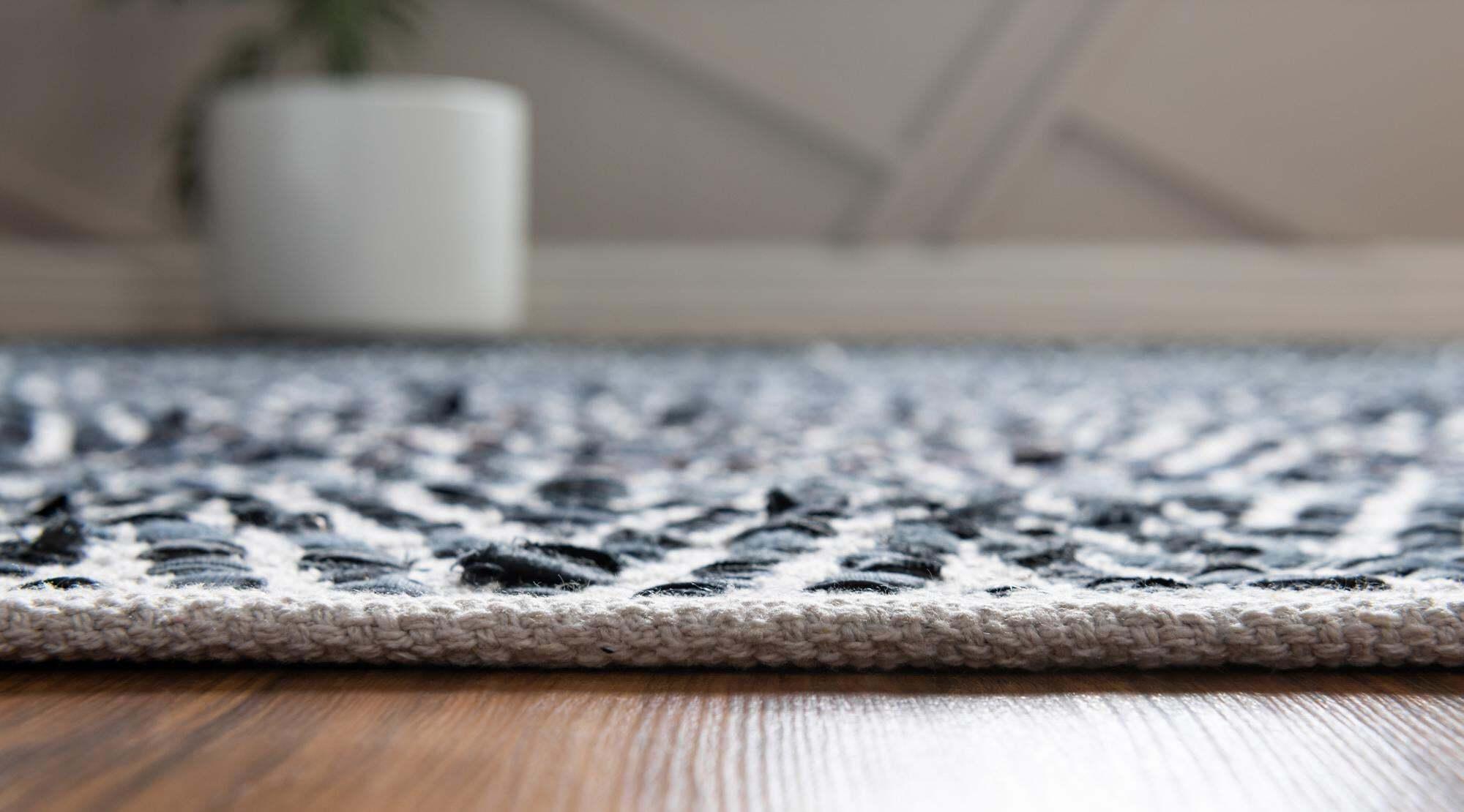 Unique Loom Indoor Rugs - Chindi Chevron Chevron Rectangular 9x12 Rug Black & Ivory