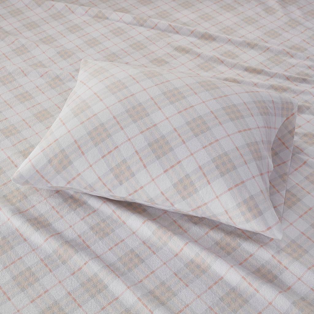 Olliix.com Sheets & Sheet Sets - Cozy Flannel Queen Sheet Set Pink