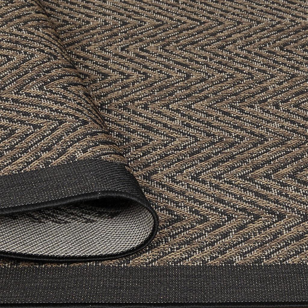 Olliix.com Indoor Rugs - Dover Textured 5 x 7 Rug Natural | Black