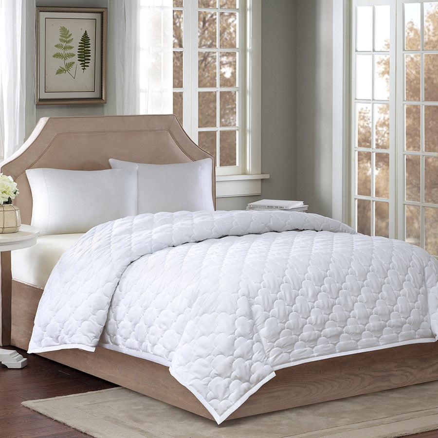 Olliix.com Comforters & Blankets - Down Alternative White BASI51-0323