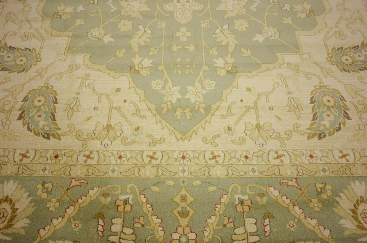 Unique Loom Indoor Rugs - Edinburgh Floral Palace Light Green & Beige