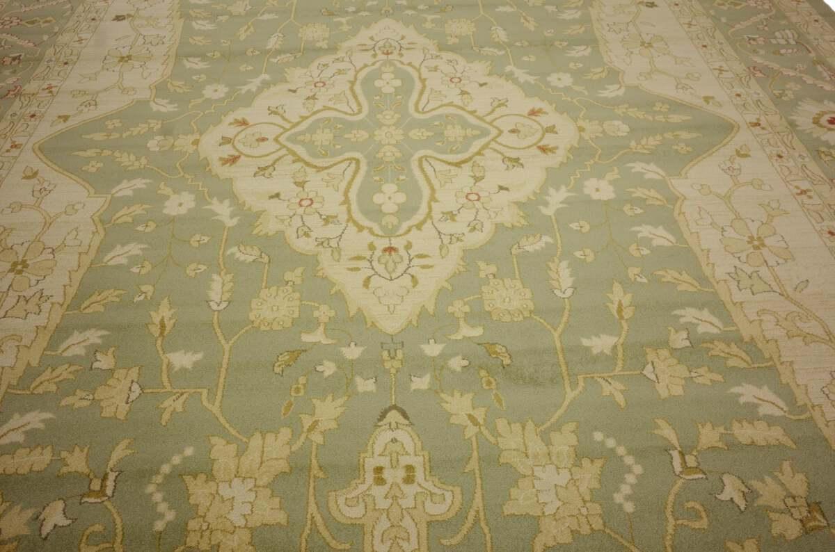 Unique Loom Indoor Rugs - Edinburgh Floral Palace Light Green & Beige