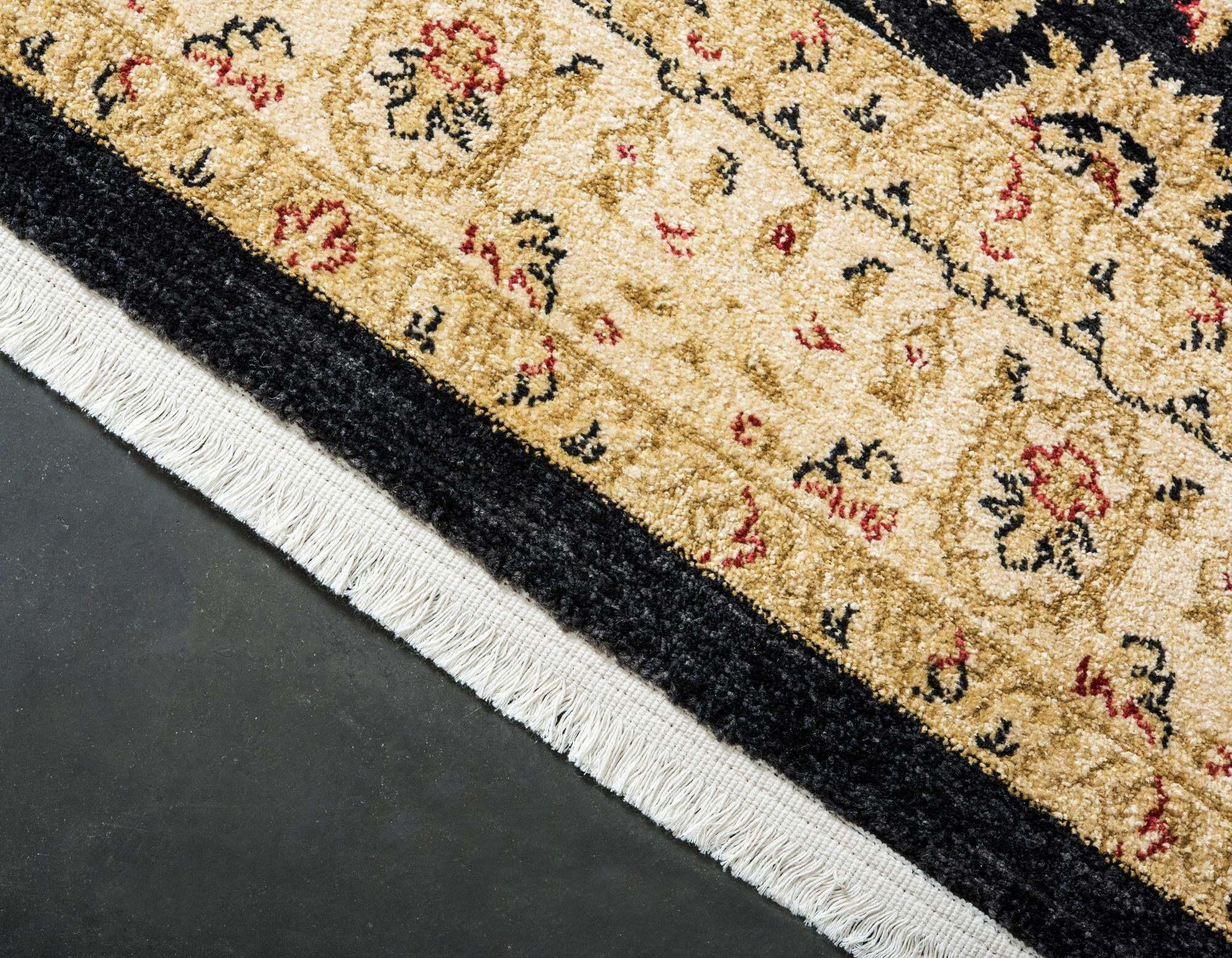 Unique Loom Indoor Rugs - Edinburgh Floral Rectangular 8x11 Rug Black & Beige