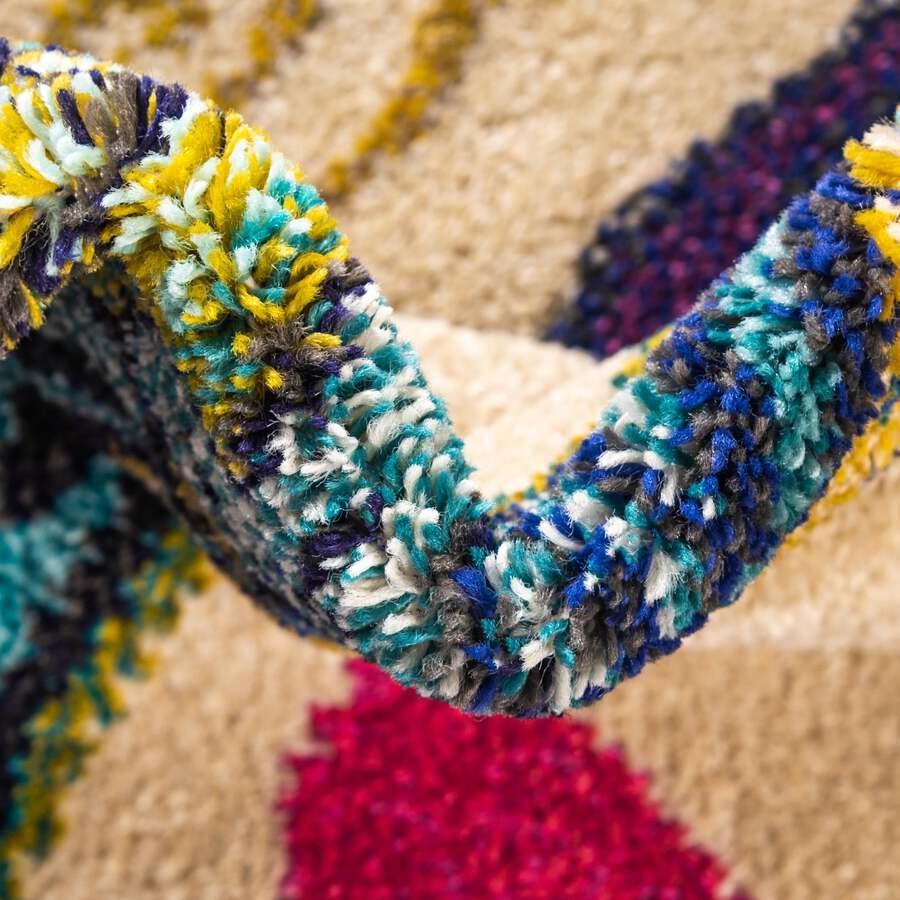 Unique Loom Indoor Rugs - Estrella Paisley Palace Beige & Pink
