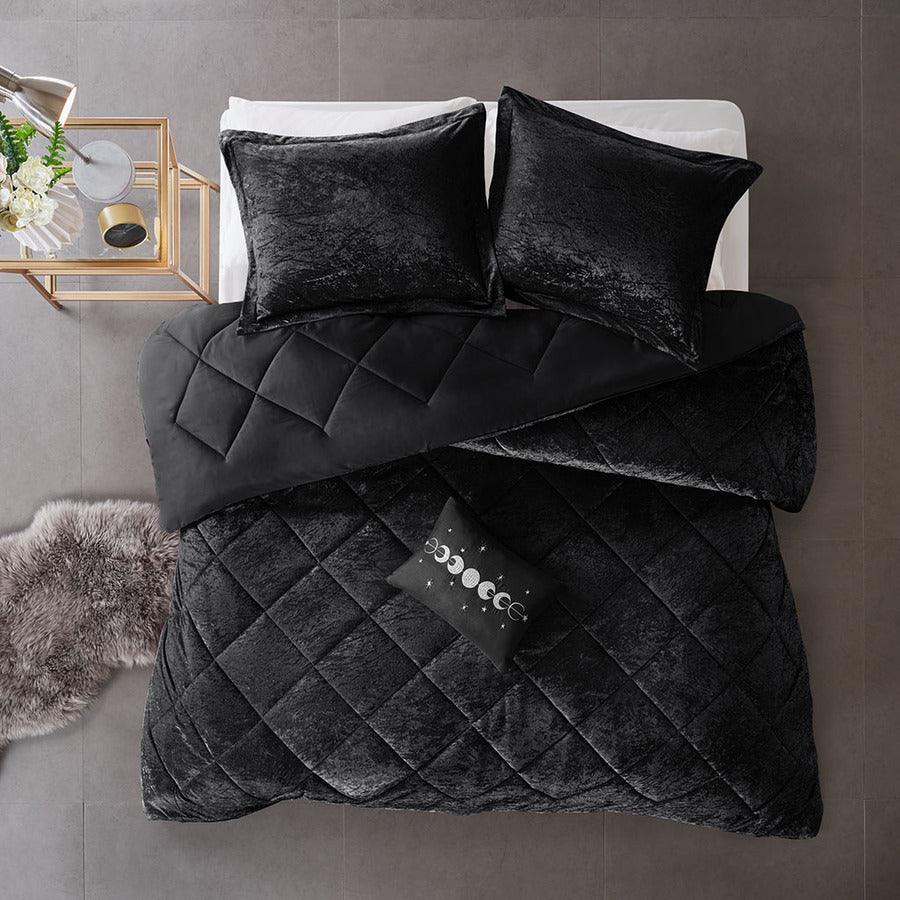 Olliix.com Comforters & Blankets - Felicia Full/Queen Comforter (Set) Black