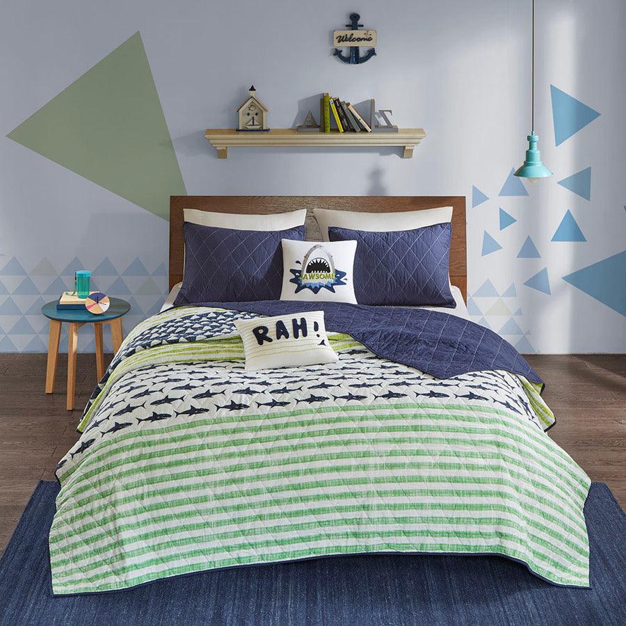 Olliix.com Comforters & Blankets - Finn Full/Queen Shark Cotton Reversible Coverlet Set Green & Navy