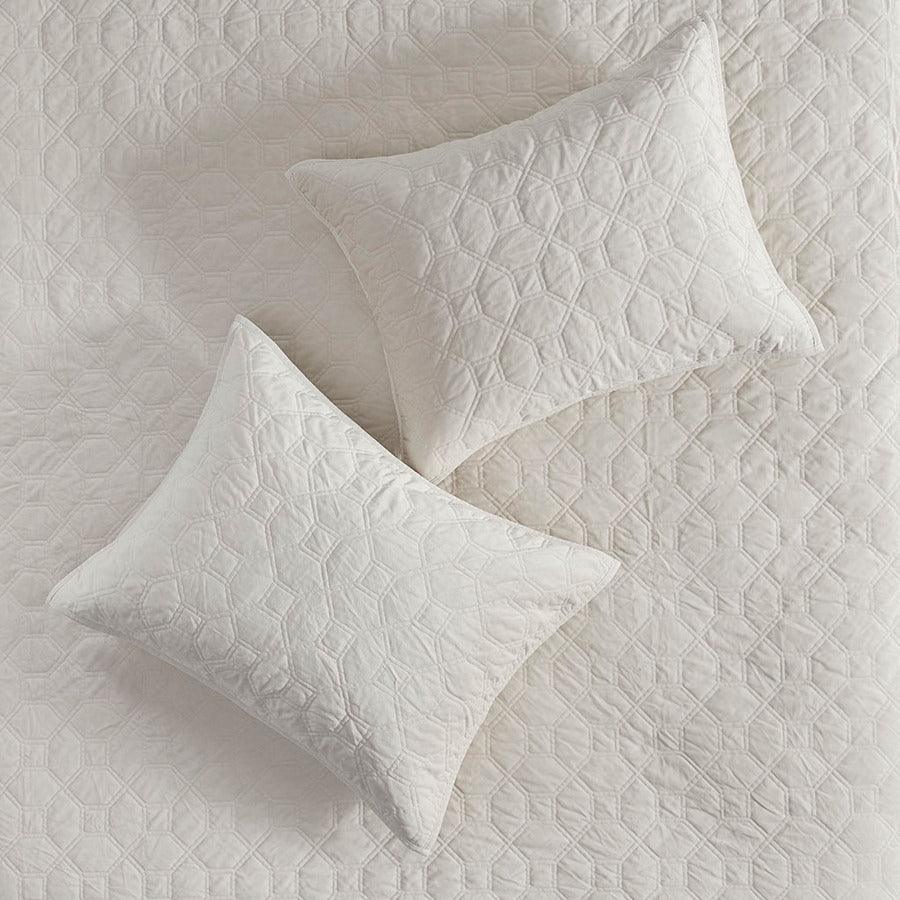 Olliix.com Comforters & Blankets - Harper Full/Queen Coverlet & Bedspread Ivory