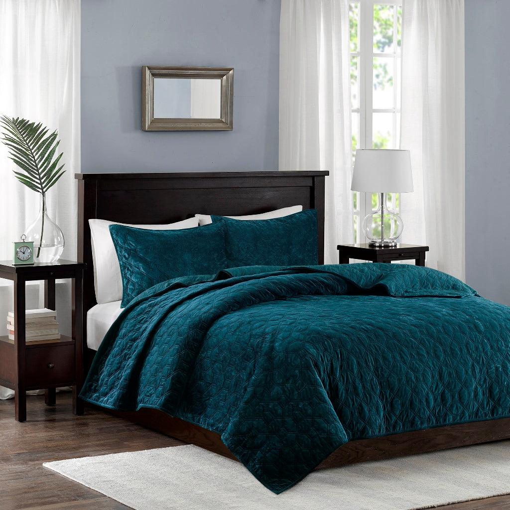 Olliix.com Comforters & Blankets - Harper King/Cal King Reversible 3-Piece Coverlet Set Teal