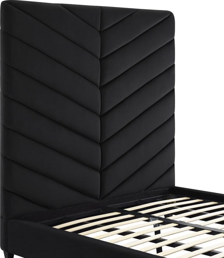 Tov Furniture Beds - Javan Black Velvet Bed in Queen