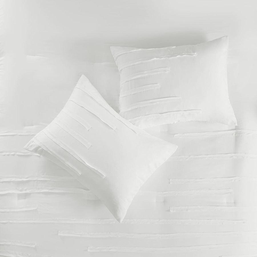 Olliix.com Comforters & Blankets - Jenda 8 Piece Comforter Set White King