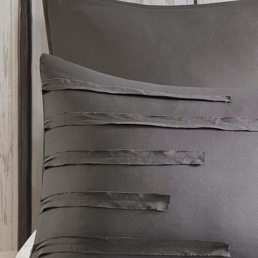 Olliix.com Comforters & Blankets - Jenda Queen 8 Piece Comforter Set Gray