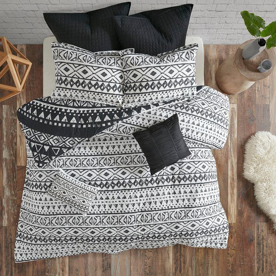 Olliix.com Comforters & Blankets - Larisa 7 Piece Cotton Reversible Comforter Set Black King/Cal King