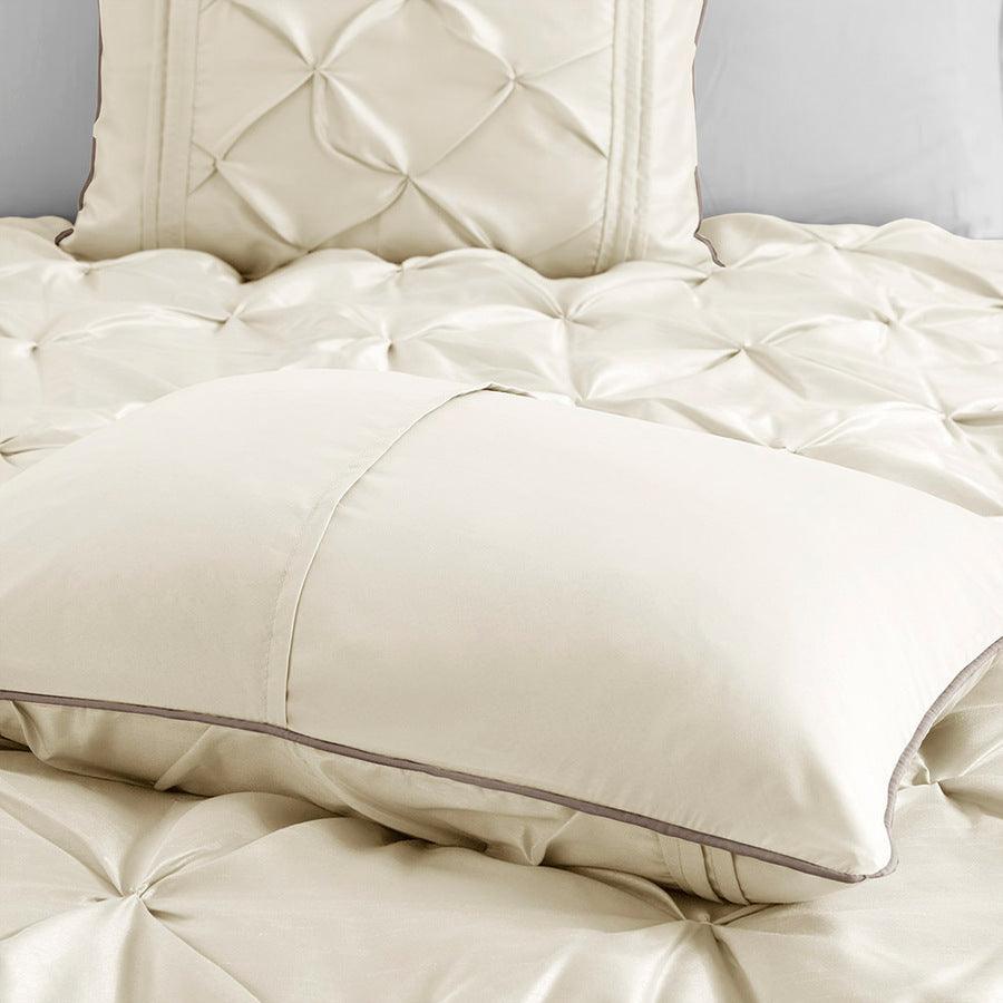 Olliix.com Comforters & Blankets - Laurel Global Inspired 7 Piece Tufted Comforter Set Ivory Full