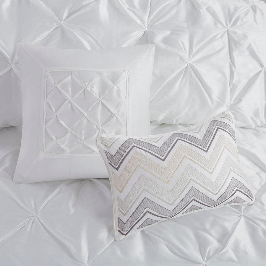 Olliix.com Comforters & Blankets - Laurel King 7 Piece Tufted Comforter Set White