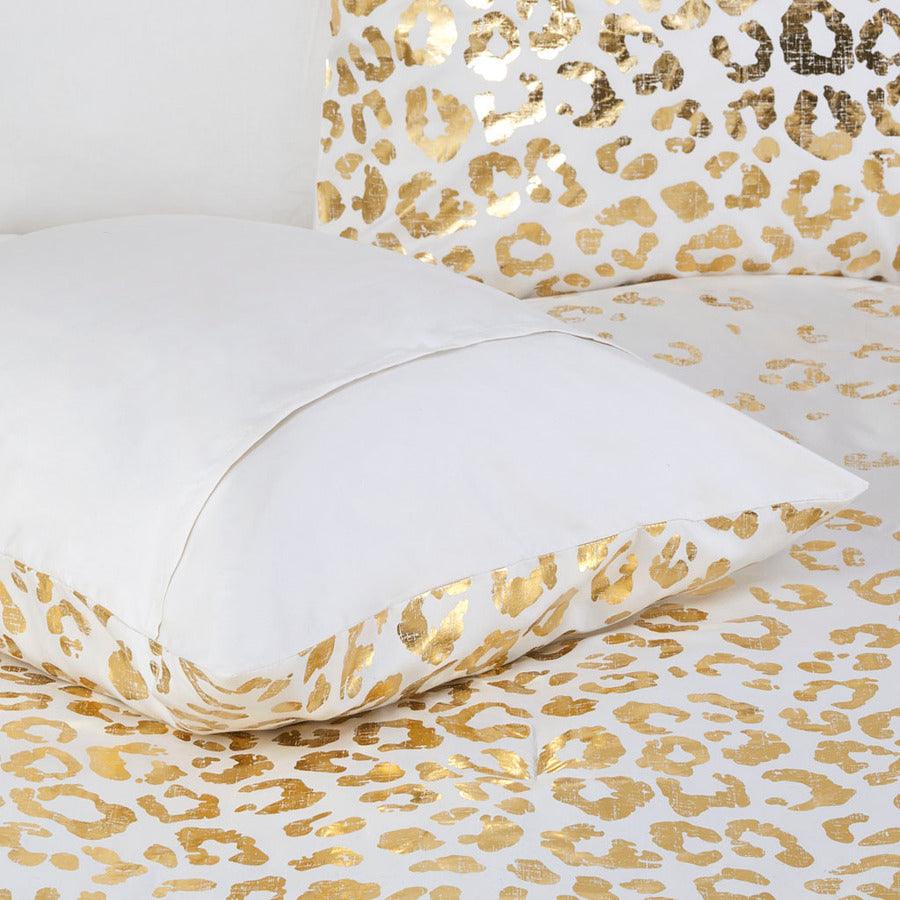 Olliix.com Comforters & Blankets - Lillie Transitional Metallic Animal Printed Comforter Set Ivory | Gold King/Cal King