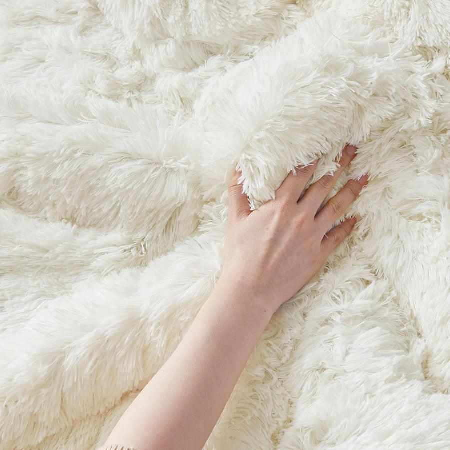 Olliix.com Comforters & Blankets - Malea Shaggy Faux Fur Comforter Mini Set Ivory Twin/Twin XL