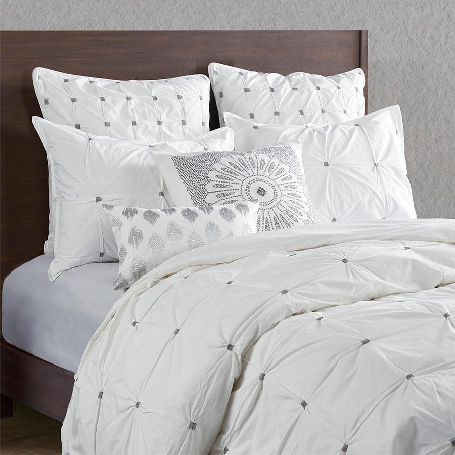 Olliix.com Duvet & Duvet Sets - Masie Full/Queen 3 Piece Elastic Embroidered Cotton Duvet Cover Set White