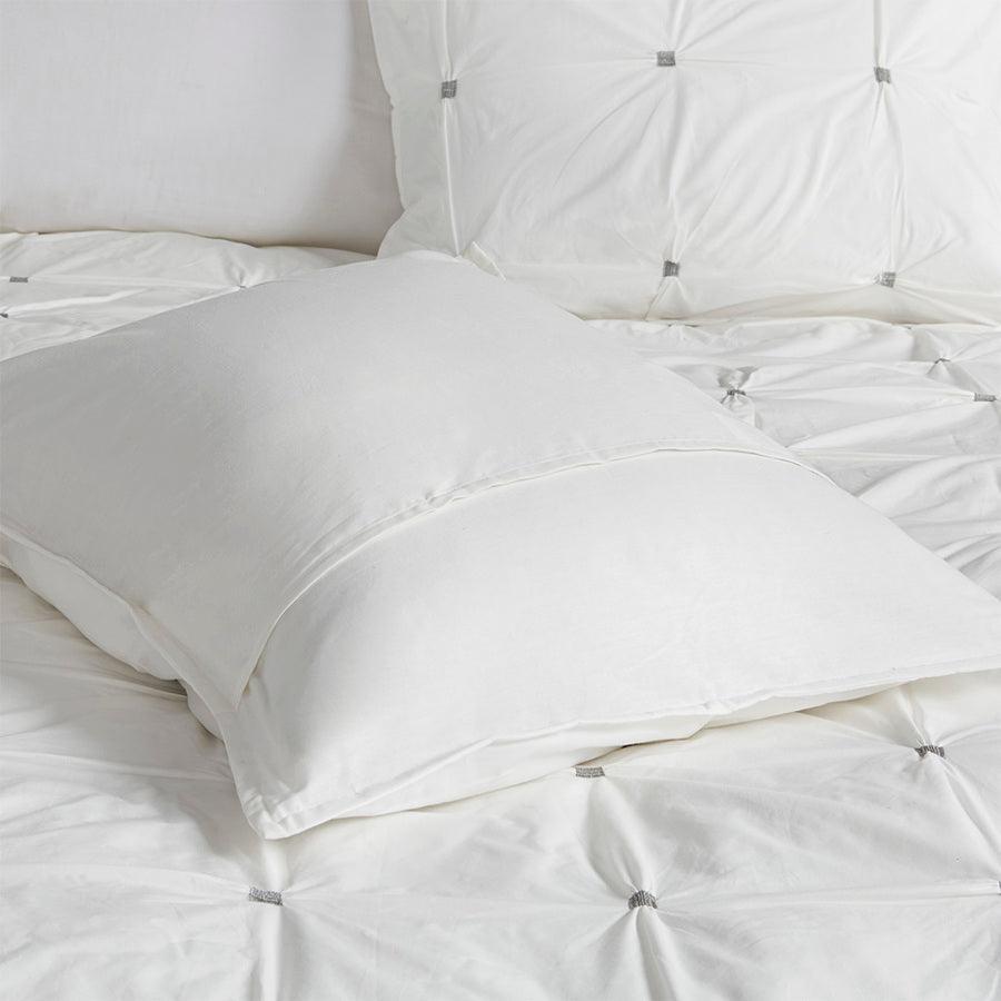 Olliix.com Duvet & Duvet Sets - Masie Full/Queen 3 Piece Elastic Embroidered Cotton Duvet Cover Set White