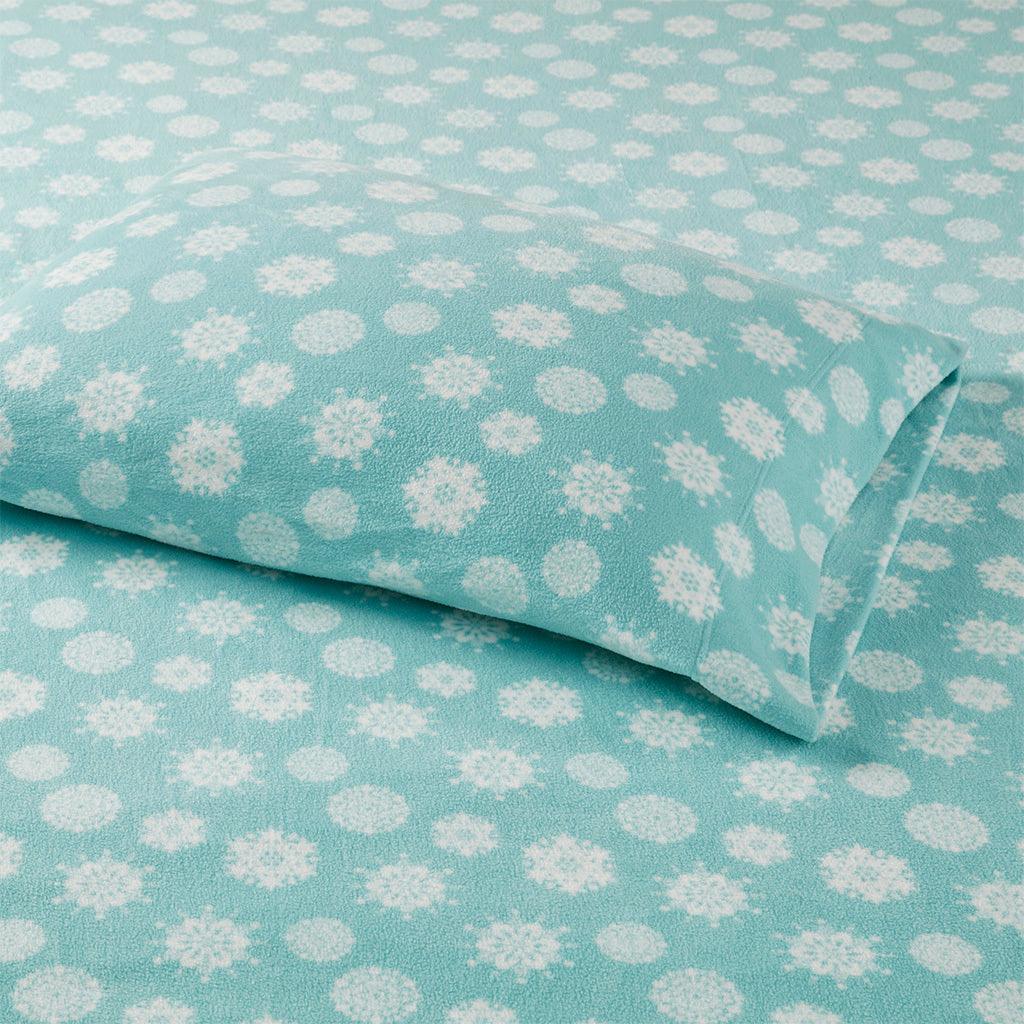 Olliix.com Sheets & Sheet Sets - Micro Fleece Queen Kintted Sheet Set Blue
