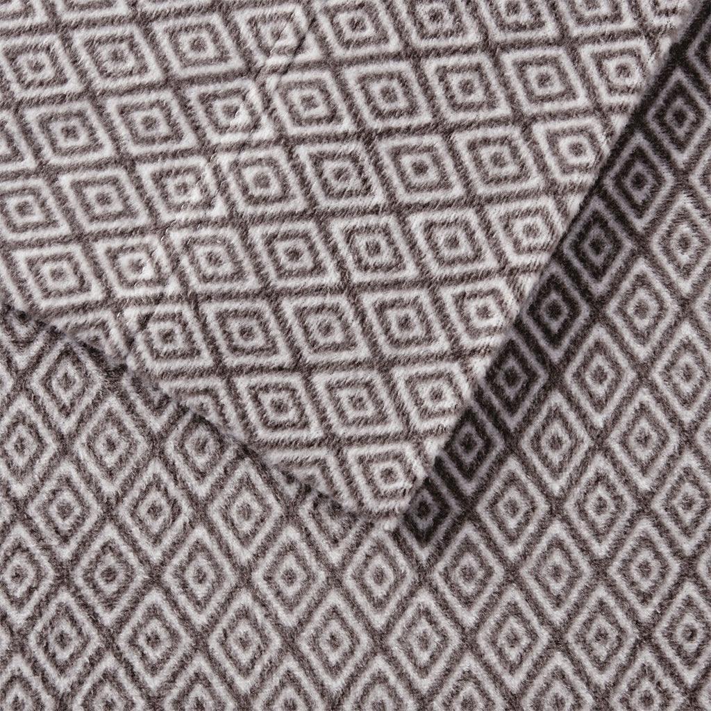 Olliix.com Sheets & Sheet Sets - Micro Fleece Queen Sheet Set Gray Diamond