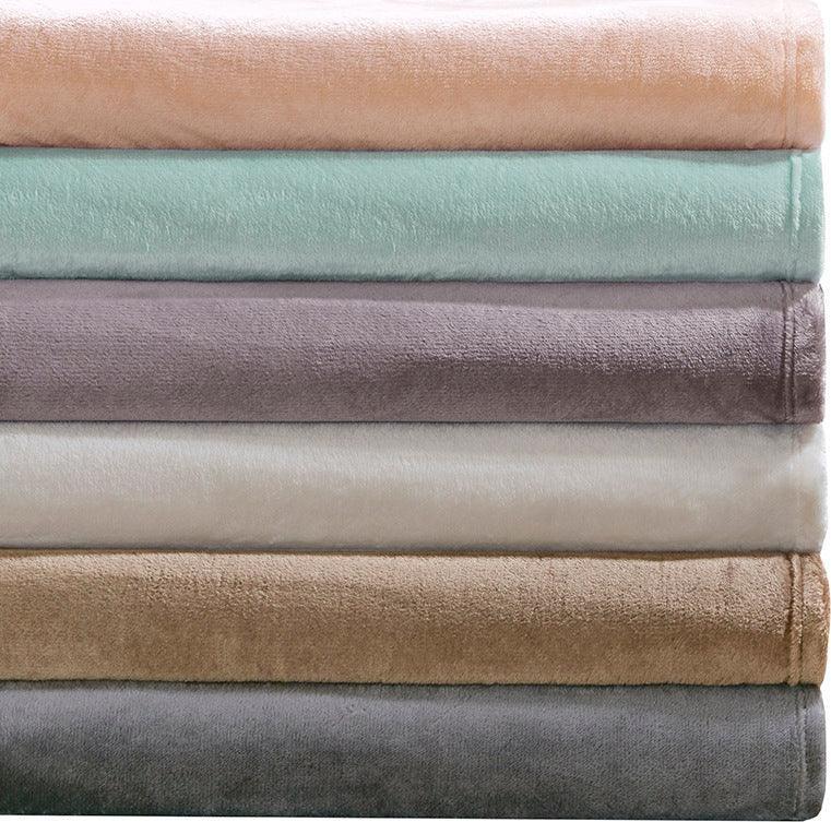 Olliix.com Comforters & Blankets - Microlight Blanket Full/Queen Blush