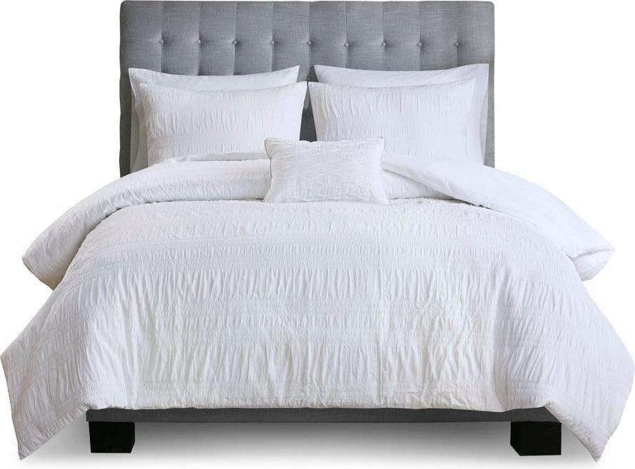 Olliix.com Duvet & Duvet Sets - Nicolette Transitional 4 Piece Cotton Seersucker Duvet Cover Set Full/Queen White