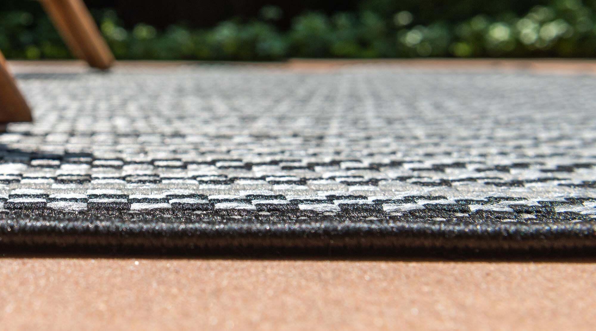Unique Loom Outdoor Rugs - Outdoor Border Border Rectangular 8x11 Rug Gray & Black