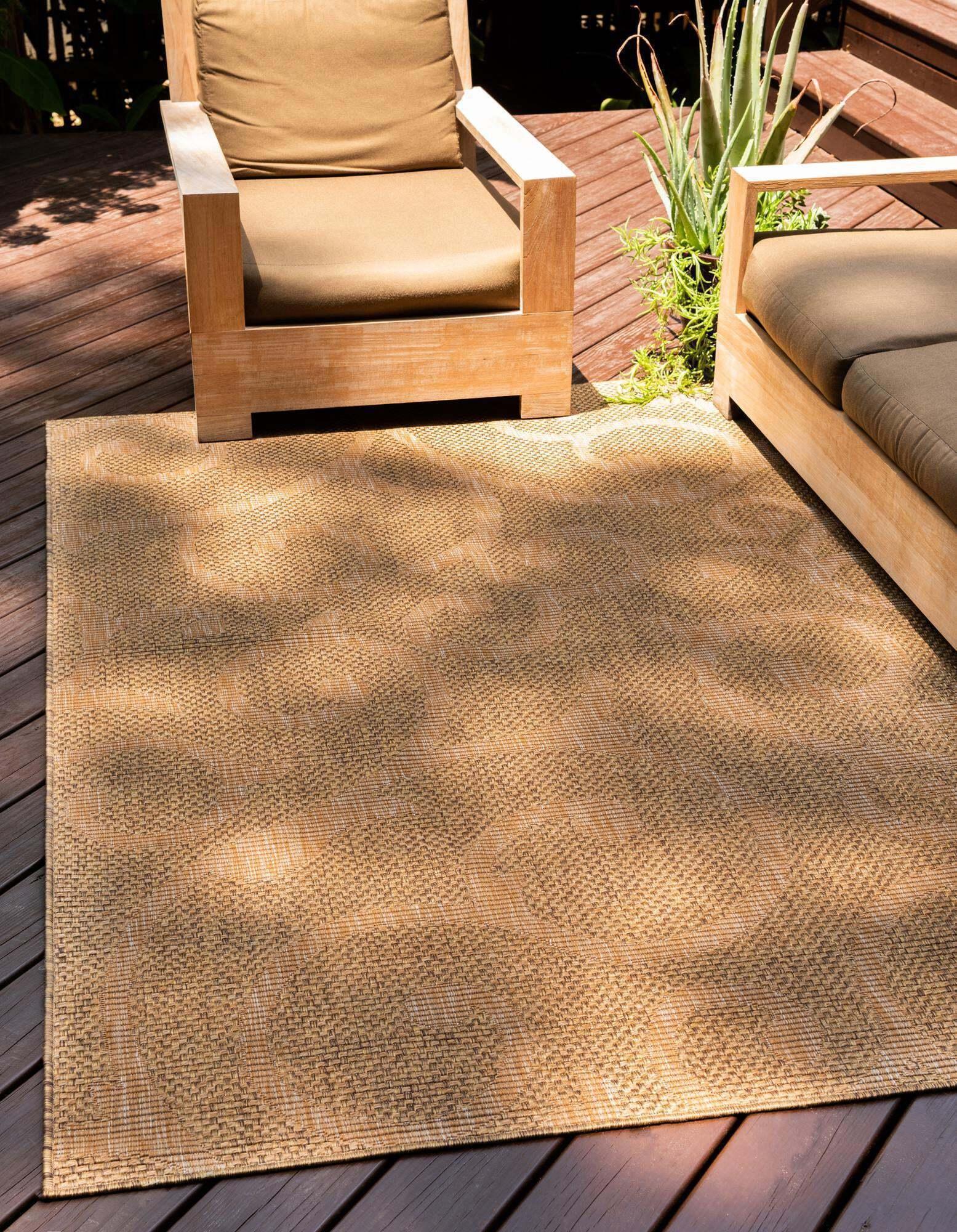 Unique Loom Outdoor Rugs - Outdoor Botanical Damask 4x6 Rug Brown & Beige