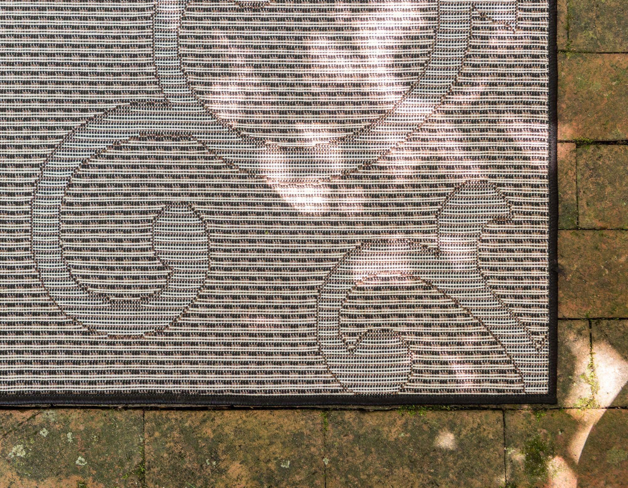 Unique Loom Outdoor Rugs - Outdoor Botanical Damask Rectangular 8x11 Rug Chocolate Brown & Black