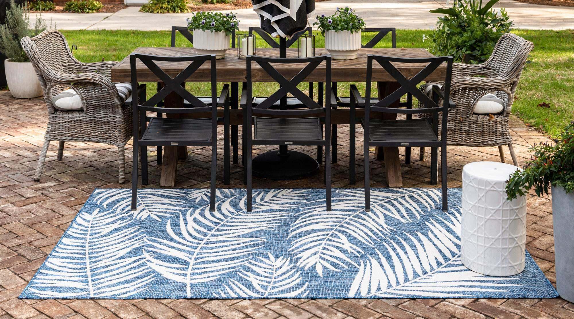Unique Loom Outdoor Rugs - Outdoor Botanical Floral / Botanical 4x6 Rug Navy Blue & Ivory