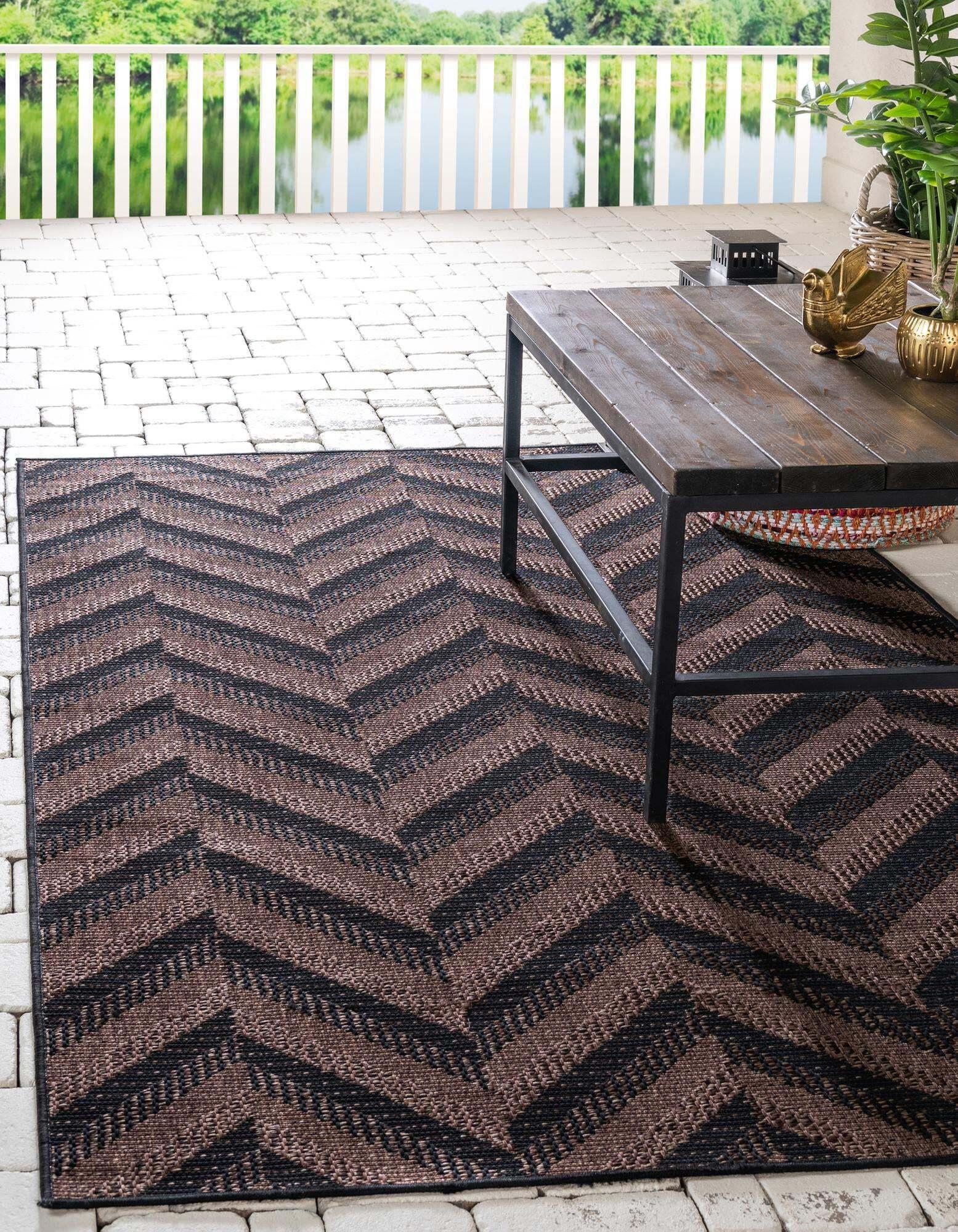 Unique Loom Outdoor Rugs - Outdoor Modern Geometric 5x8 Rug Brown & Black